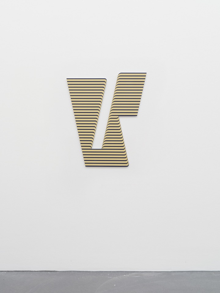 *Skew wiff*, 2020
Acrylic on steel
80 x 68 cm