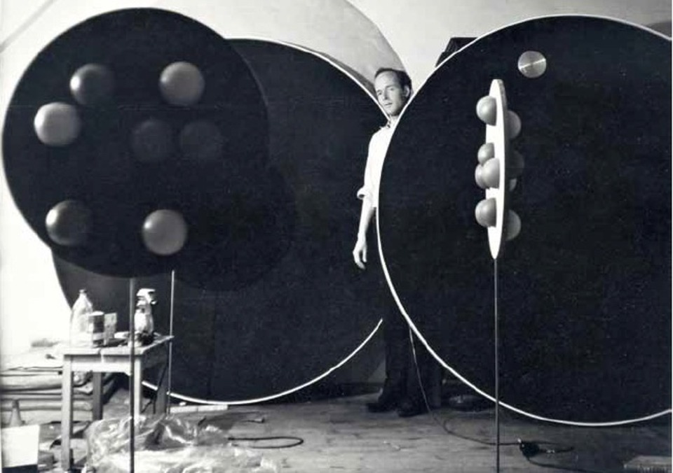 Gerhard von Graevenitz\
Installation view\
von Bartha, Collection, 2012