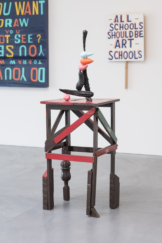 Bob & Roberta Smith
Hacer arte no la guerra, 1997
Signwriters paint on wood
33 x 53 cm