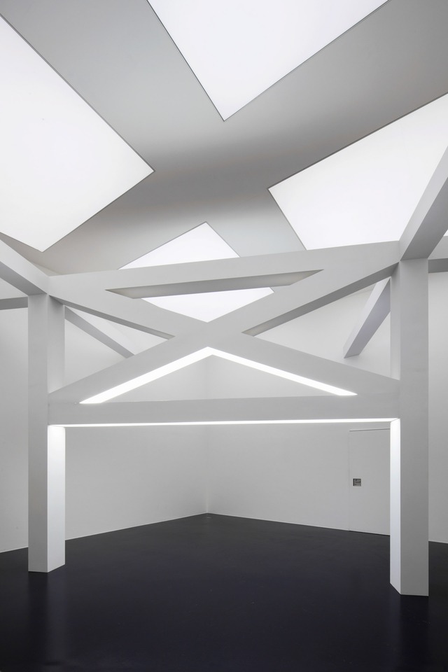 Boris Rebetez, L&#8217;Espace d&#8217;Après\
Installation view\
von Bartha, S-chanf, 2012