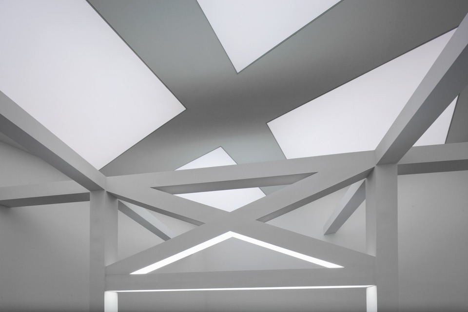 Boris Rebetez, L&#8217;Espace d&#8217;Après\
Installation view\
von Bartha, S-chanf, 2012