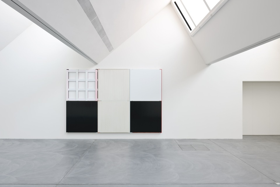 Imi Knoebel\
Installation view\
von Bartha, Basel, 2010