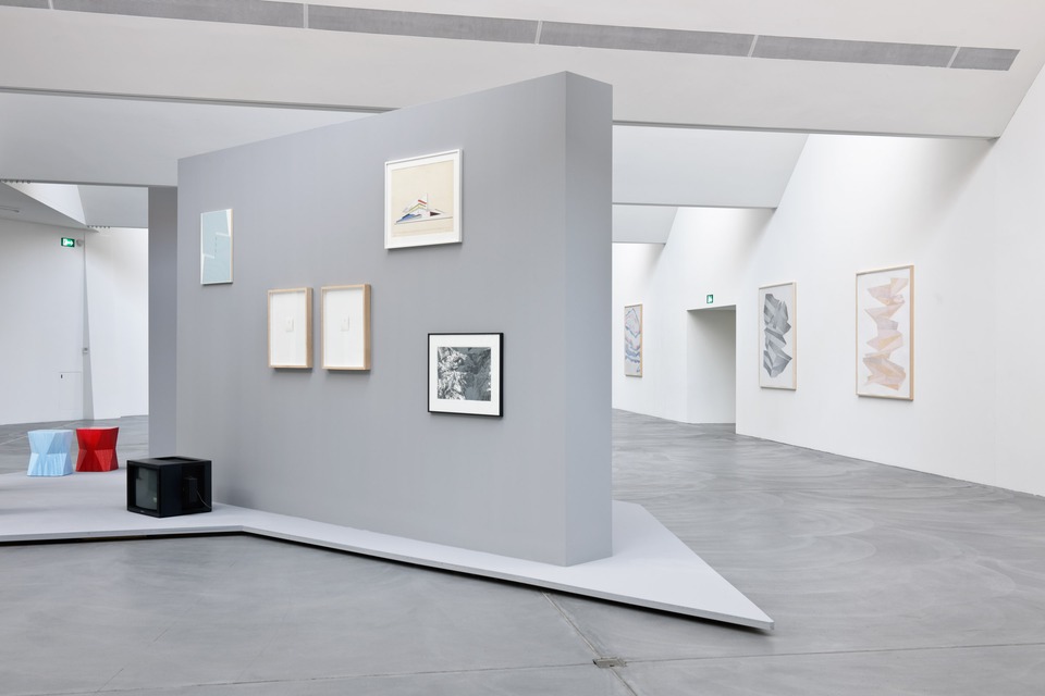 I Do Like Drawing, Group Show\
Installation view\
von Bartha, Basel, 2011