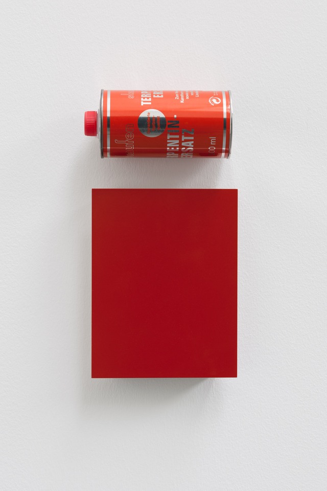 **Florian Slotawa**
*VW LA2Y (Tropic Orange)*, 2016
Car paint laquer on metal, paint tin
31 x 16 x 7,8 cm