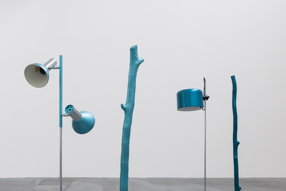 Florian Slotawa

Installation view

von Bartha, Basel, 2o16