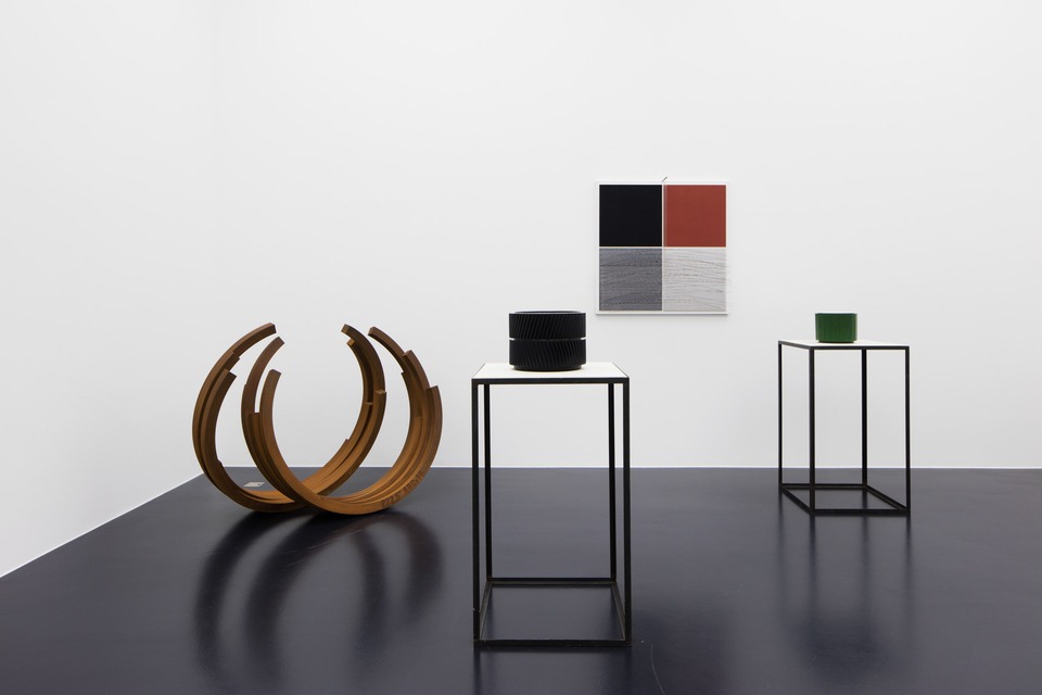 Anna Dickinson, Group Show\
Installation view\
von Bartha, S-chanf, 2016