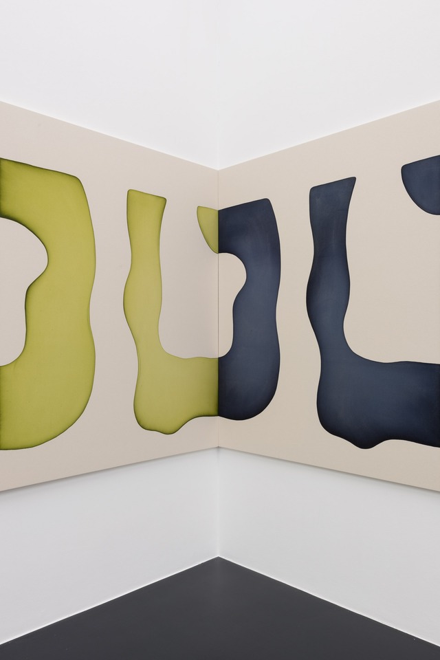 Landon Metz, Fourth Wall\
Installation view\
von Bartha, S-chanf, 2017