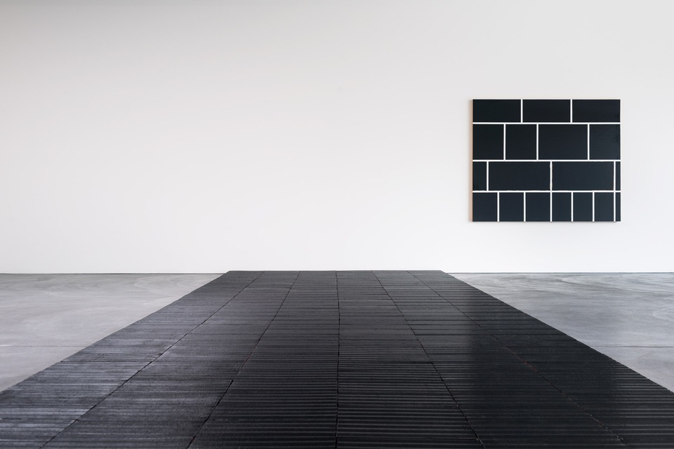 Ricardo Alcaide\
Installation view\
von Bartha, Basel, 2017