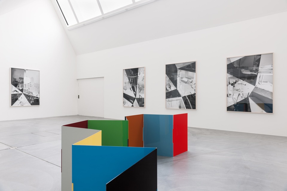 Sitting On A Branch, Group Show\
Installation view\
von Bartha, Basel, 2016