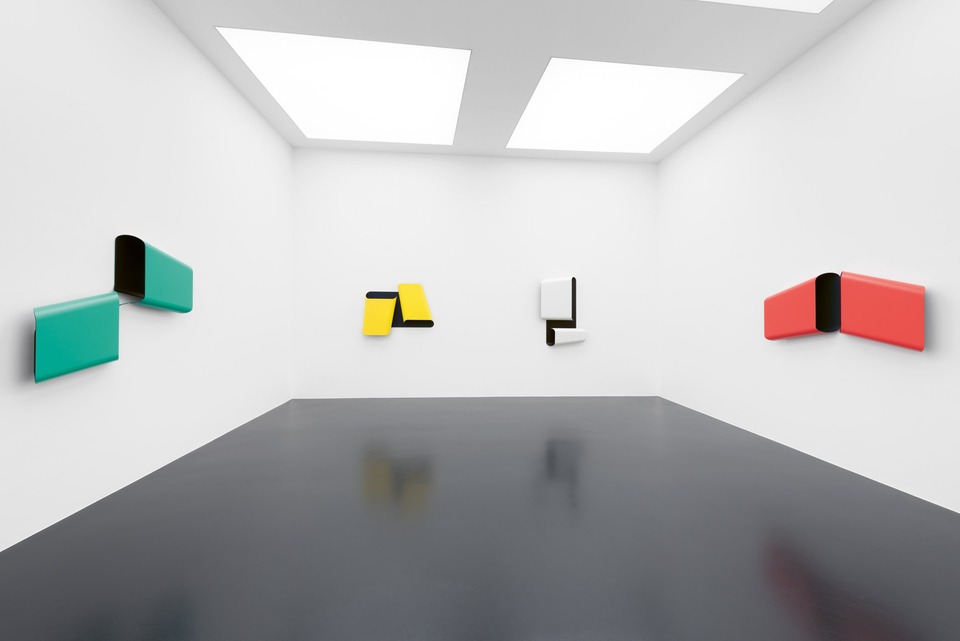 Terry Haggerty\
Installation view\
von Bartha, S-chanf, 2016