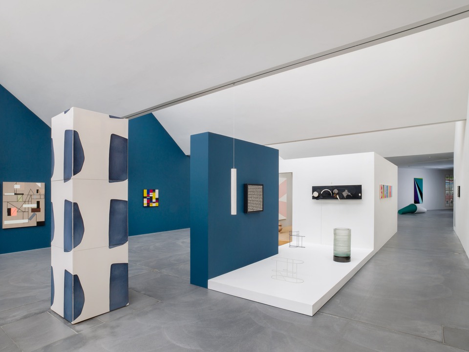 The Backward Glance can be a Glimpse into the Future
Exhibition view
von Bartha, Basel, 2020