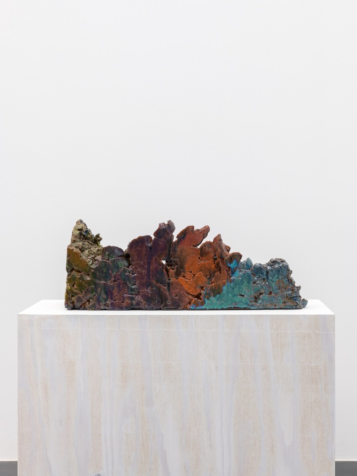 [Mike Meiré](https://www.vonbartha.com/artists/mike-meire)\
COASTLINE, 2019\
Ceramic\
31 x 83 x 30 cm