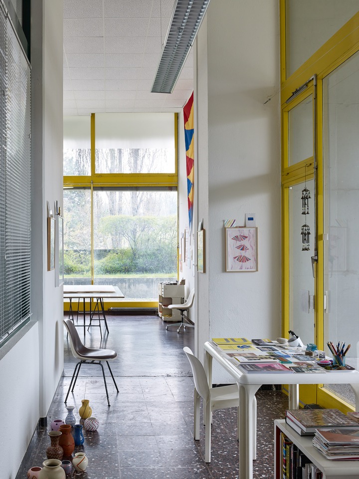 E19706-Alpa-087573-MEDIUM