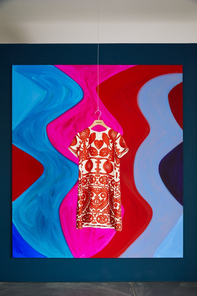 Short Swing dress in 'Parnaveg Cuore' print