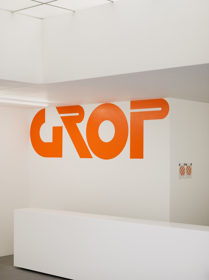 Grop (Green Rectangles of Paradise), 2021 Wallpainting
110.5 x 376 cm at von Bartha, Basel