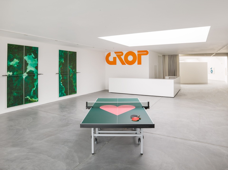 Barbara Stauffacher Solomon, GROP

Exhibition view

von Bartha, Basel, 2021