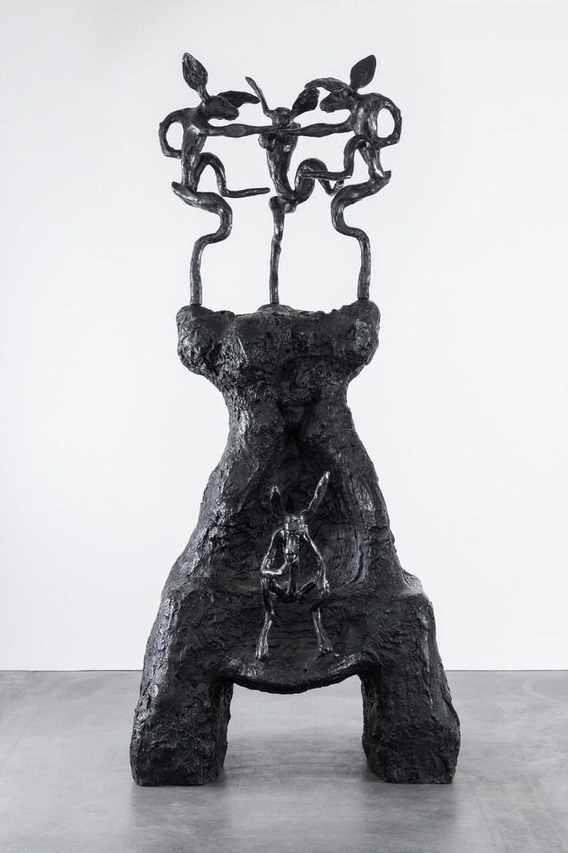 **Barry Flanagan**
*Monument*, 1996
Bronze
296.5 x 132.1 x 109.9 cm
Cast number 3 from an edition of 6 plus 2 artist’s casts