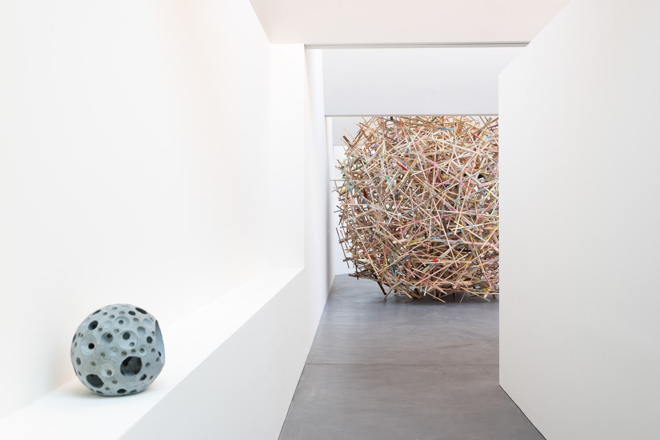 Beat Zoderer, The Ultimate Sphere
Exhibition view
von Bartha, Basel, 2021