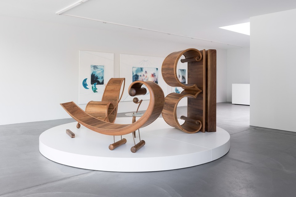 Francisco Sierra, Lunar Conveniences
Exhibition view
von Bartha, Basel, 2021