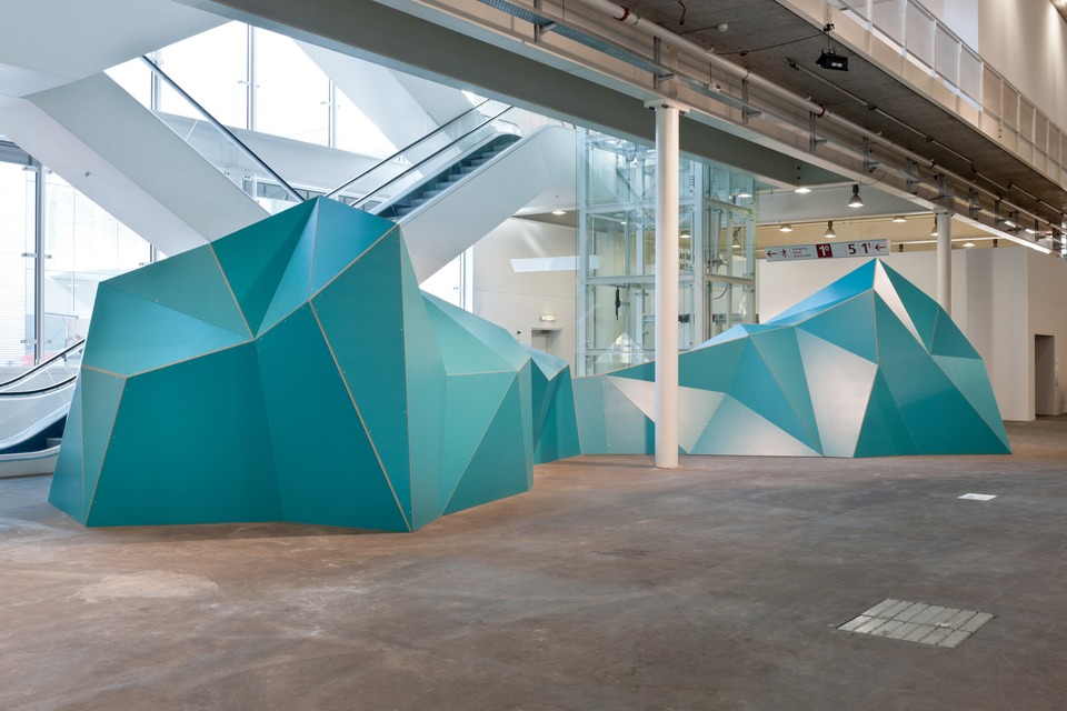 Daniel Robert Hunziker
Grat, 2011
Pressboard, squared timber, dispersion paint
Size variable
at Art Basel Unlimited, 2011