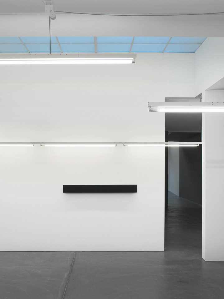 Sarah Oppenheimer, N-02

Exhibition view

von Bartha, Basel