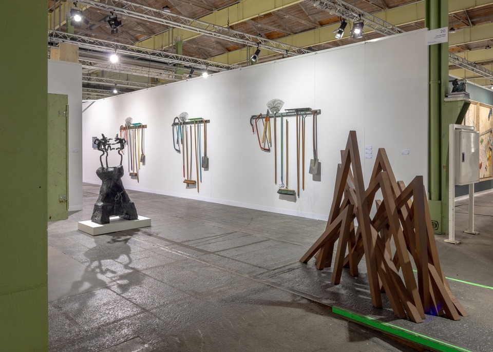 (f.l.t.r.) works by Barry Flanagan, Florian Slotawa, and Bernar Venet