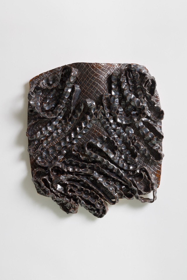 Ric Rac, 2023\
ceramic\
51 x 45 x 8 cm