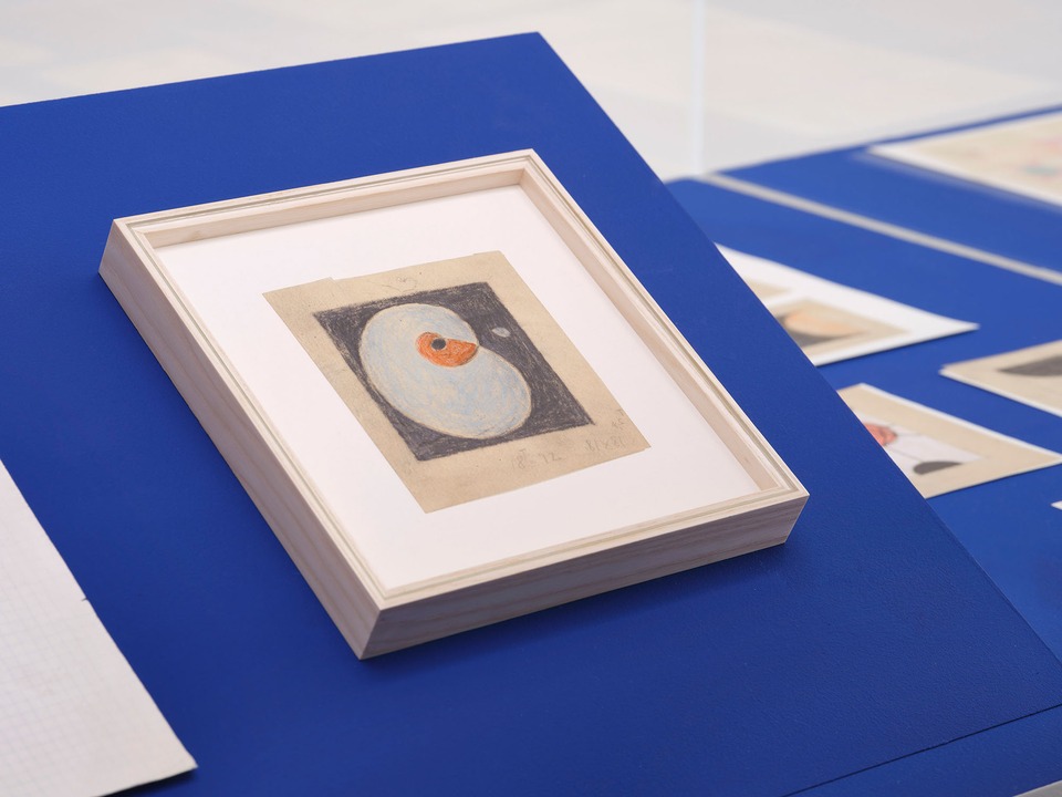 Exhibition view, *IHR camille graeser*, 2025. Photo: Philipp Hänger