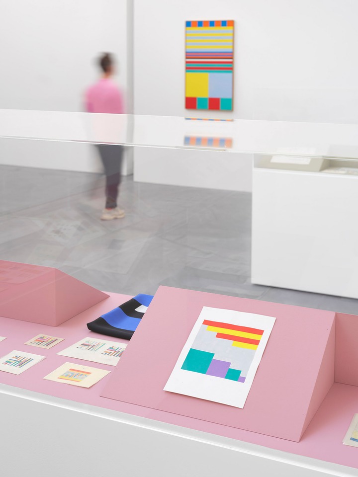 Exhibition view, *IHR camille graeser*, 2025. Photo: Philipp Hänger