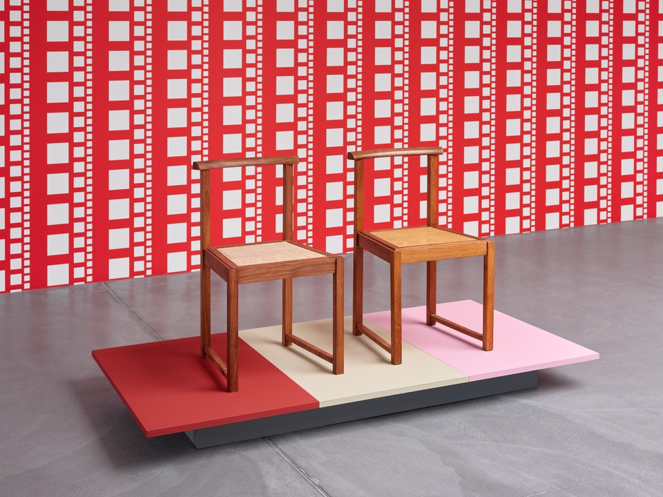 Exhibition view with chairs by Anku manufactory after the design of Camille Graeser
