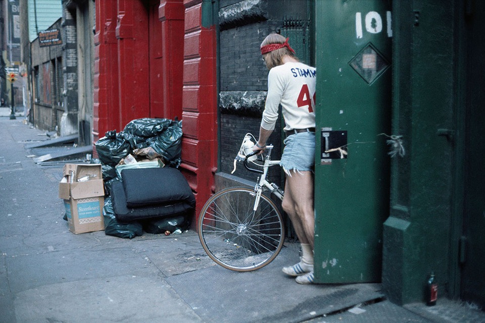 Ted Stamm, in 1971, stepping out onto the streets of New York to embark on his “Bicycle Ride.”
