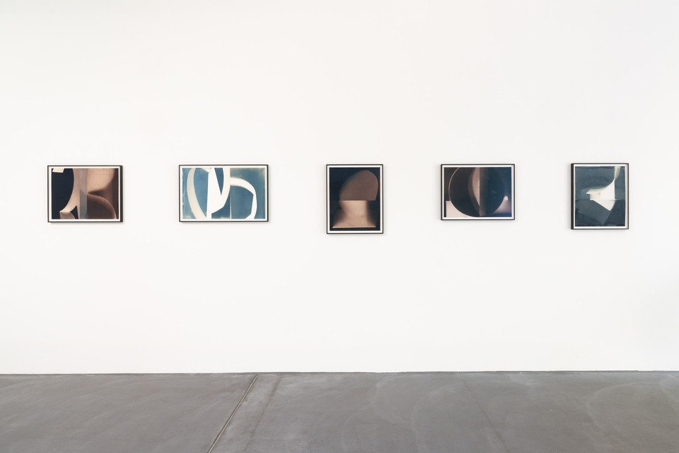 Exhibition view, Erin Shirreff, *Table Muse*, von Bartha, Basel, 2025
