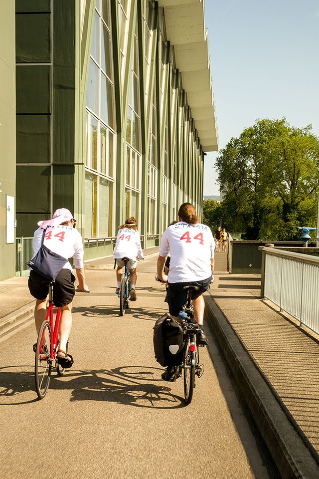 … across Kraftwerkinsel in Birsfelden …
